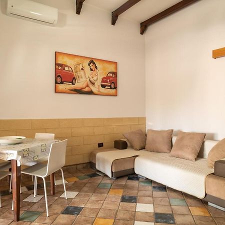 La Casa di Luca Appartamento Pulsano Esterno foto